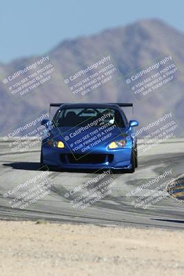 media/Oct-24-2025-Doghouse Garage (Fri) [[783d2ff07a]]/4-Inter-Low/Session 3 (Turn 12)/